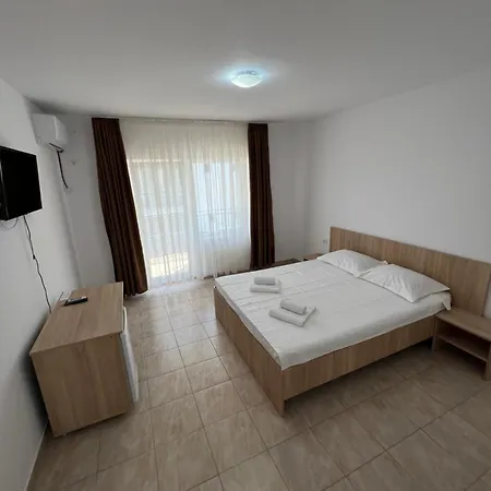 Casa Serkan Costinesti
